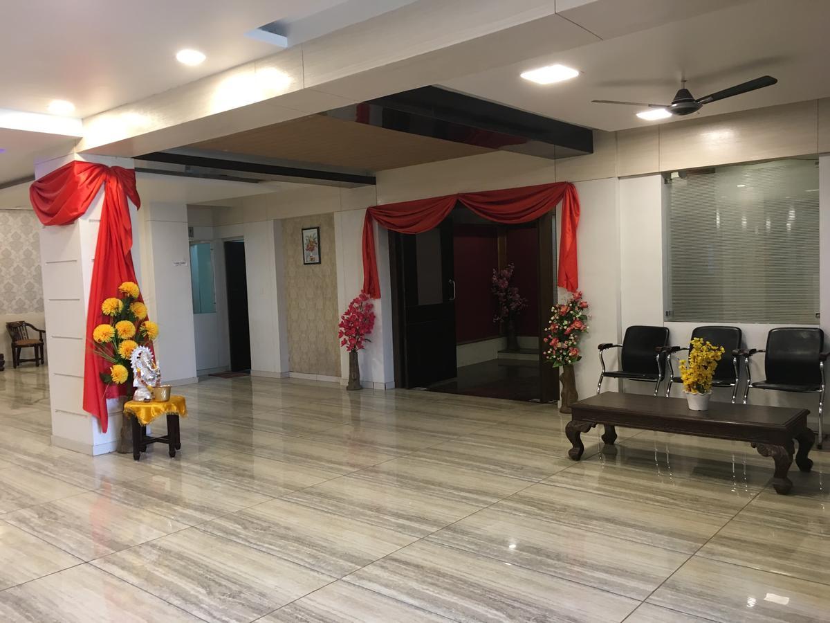 Kailash Presidency 호텔 보팔 외부 사진