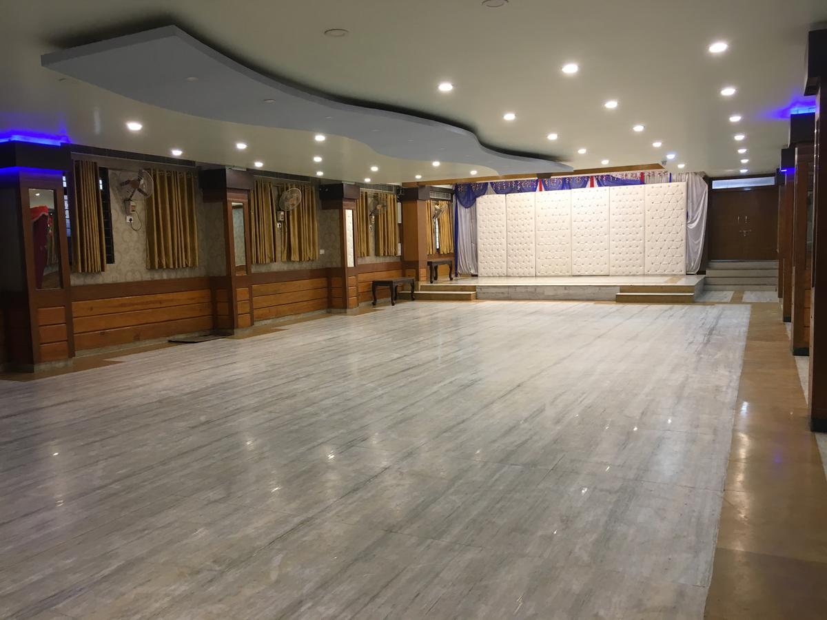 Kailash Presidency 호텔 보팔 외부 사진